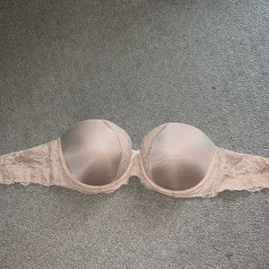 victoria’s secret strapless nude lace bra 36 D